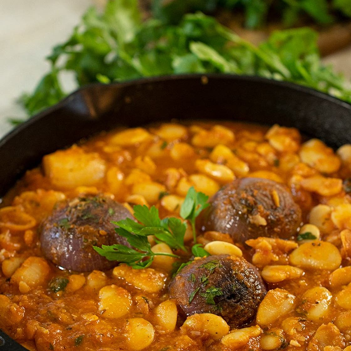 Greek Stifado Bean Stew: Giant Beans with Shallots