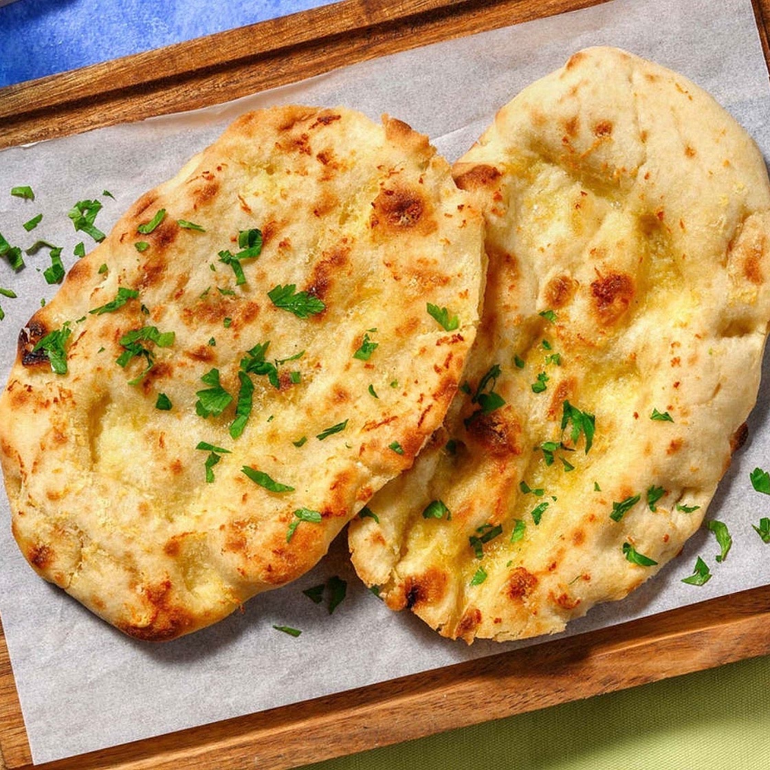 Easy Garlic Butter Naans