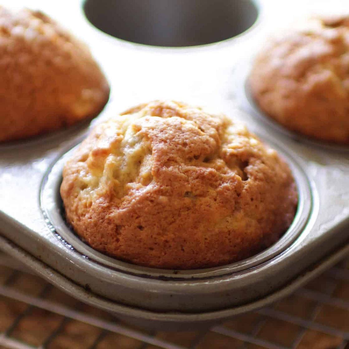 Small Batch Banana Muffins