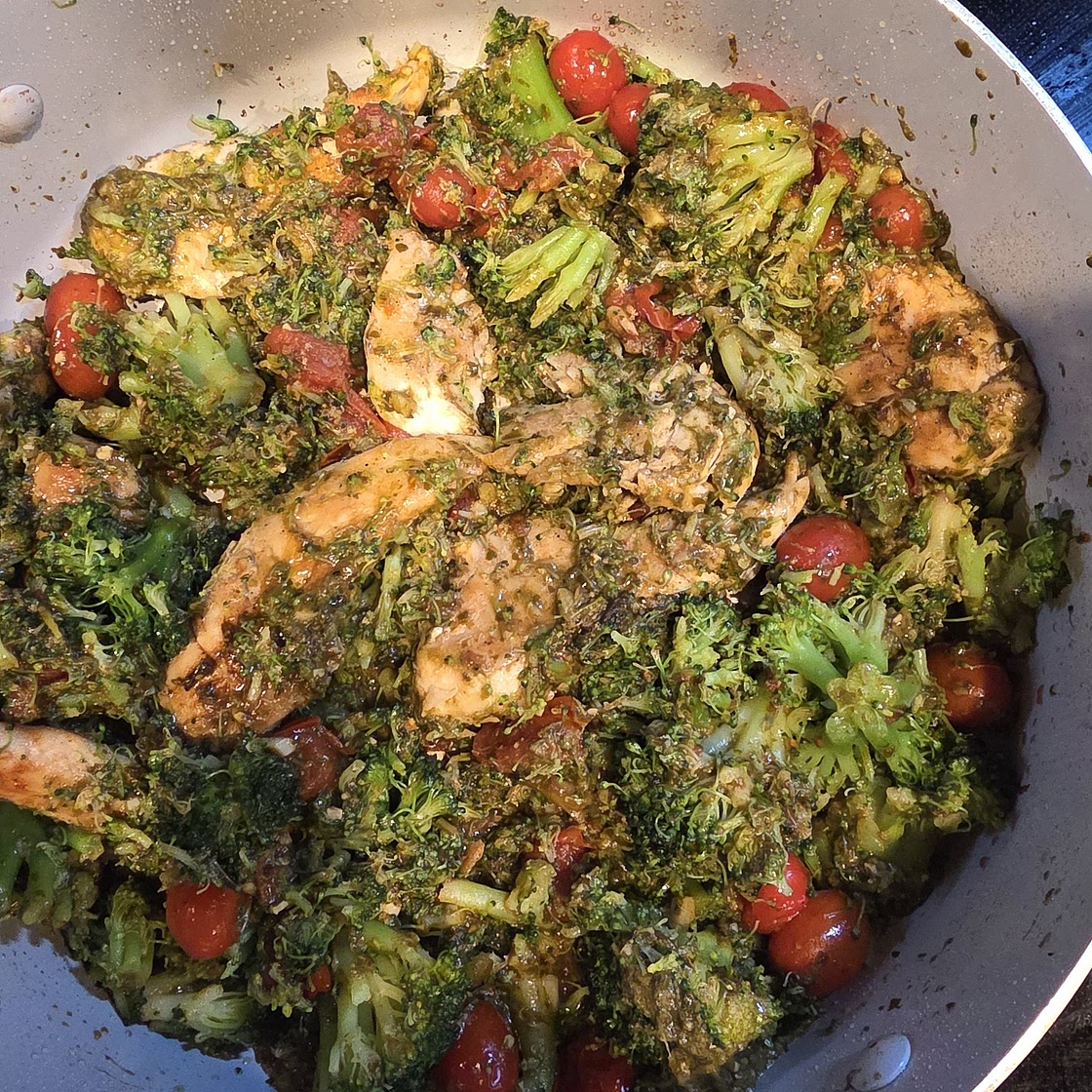 20-Minute Pesto Chicken & Broccoli [Keto, Low-carb, Sugar-free, Gluten-Free] - Chef Michael