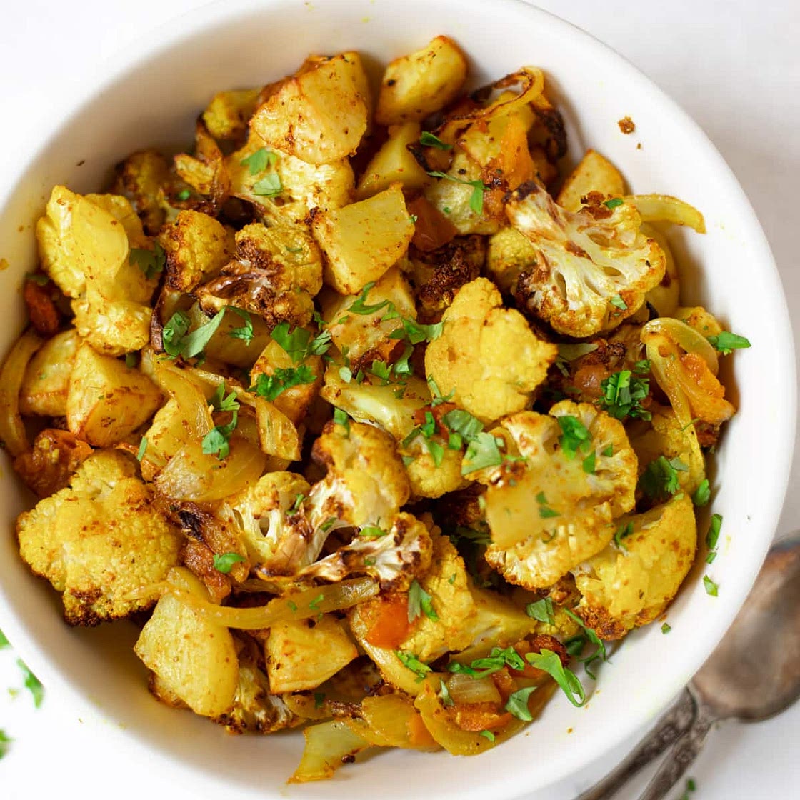 Roasted Aloo Gobi (Indian Spiced Potato & Cauliflower)