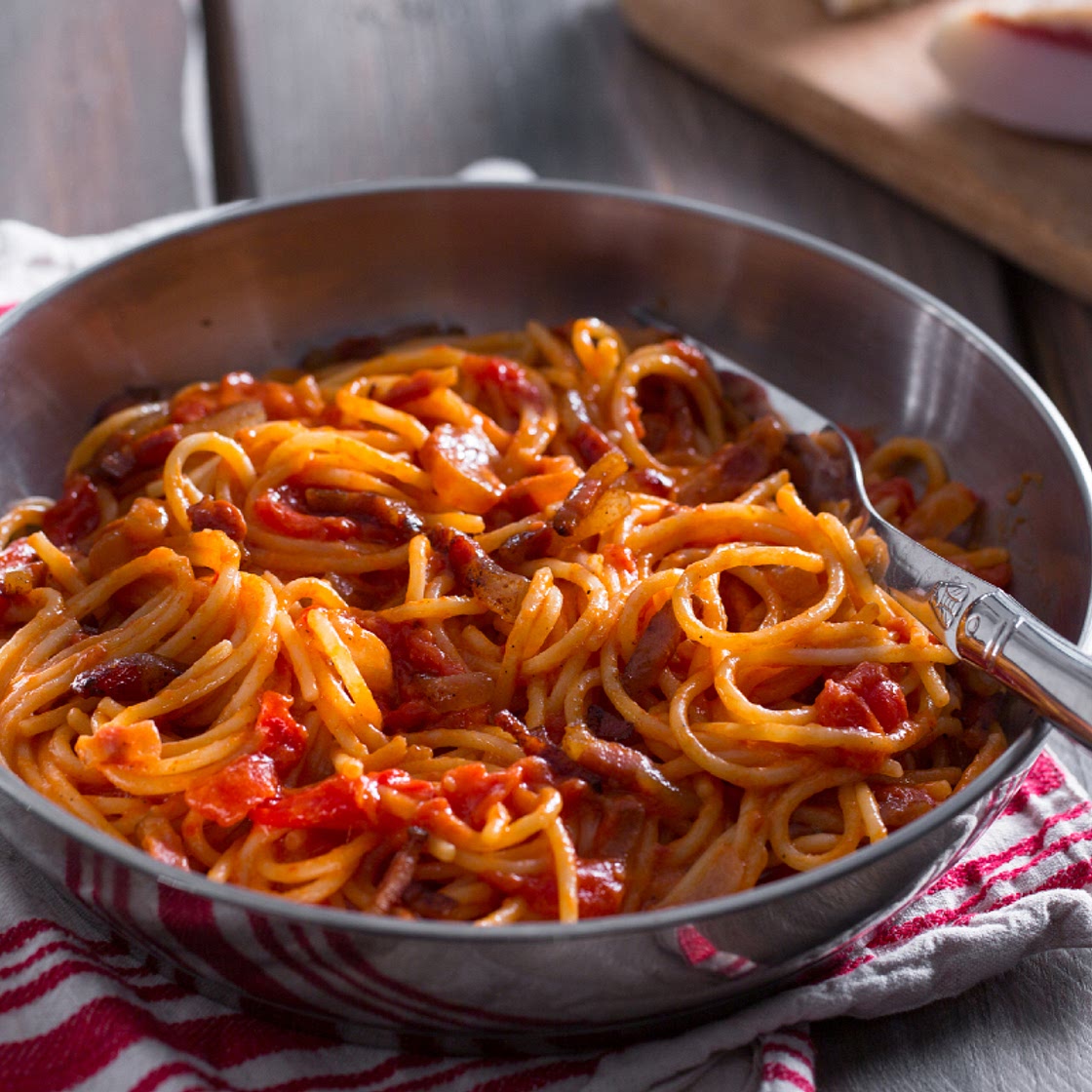 Spaghetti Amatriciana (Spaghetti with guanciale and tomato)