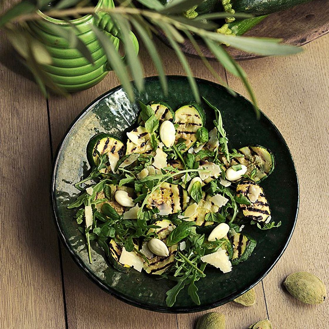 Salade de courgettes grillées au parmesan