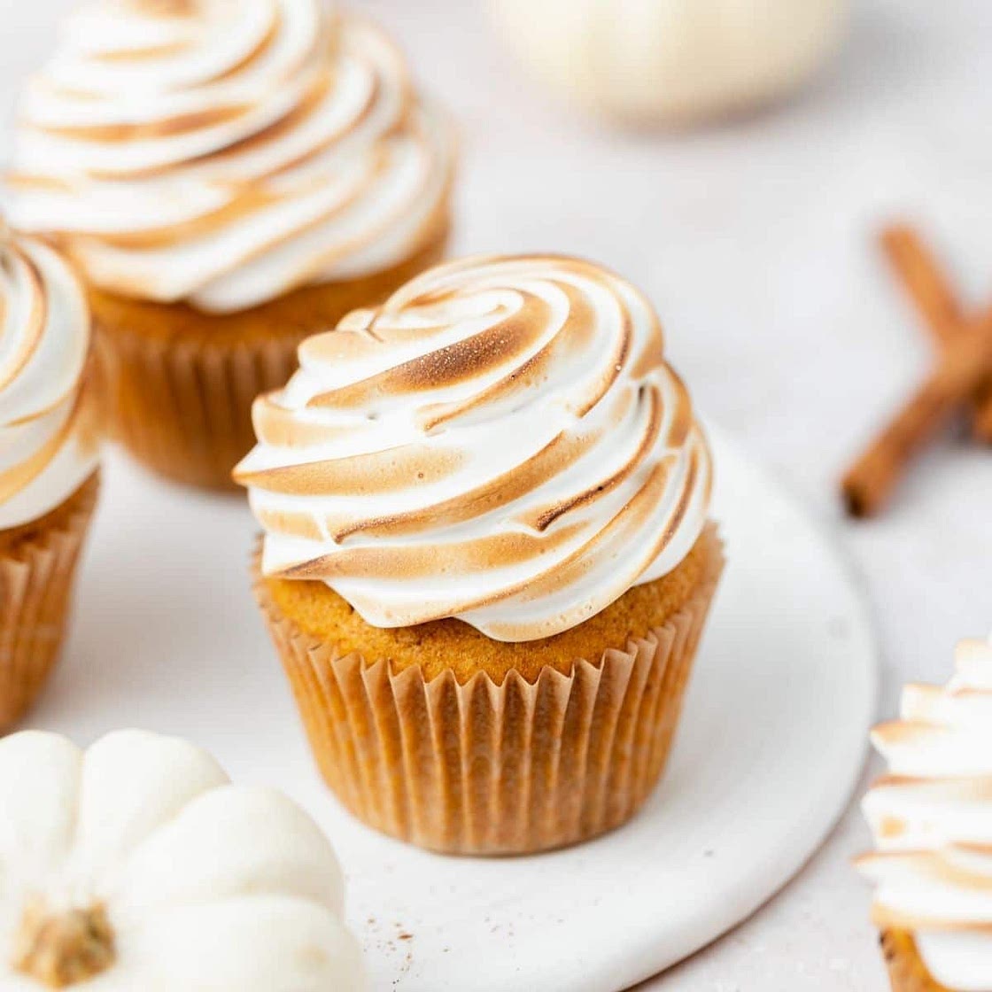 Brown Butter Pumpkin Meringue Cupcakes