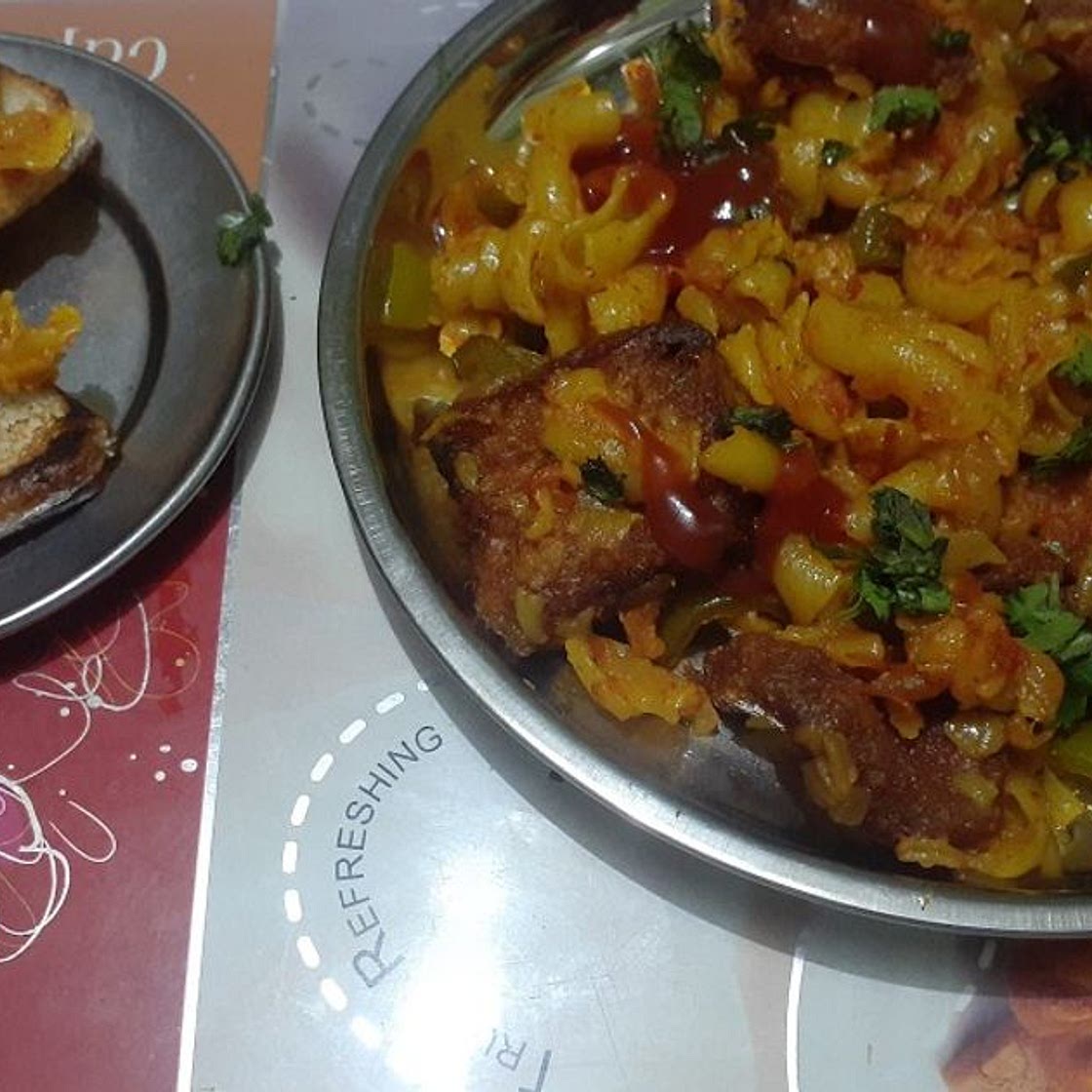 ब्रेड पास्ता (bread pasta recipe in Hindi)