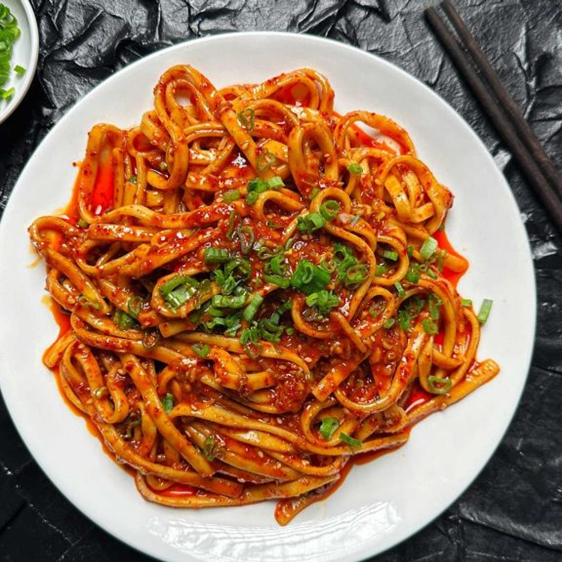 Garlic Chilli Noodles for Quick 10 Minute Dinner Ideas
