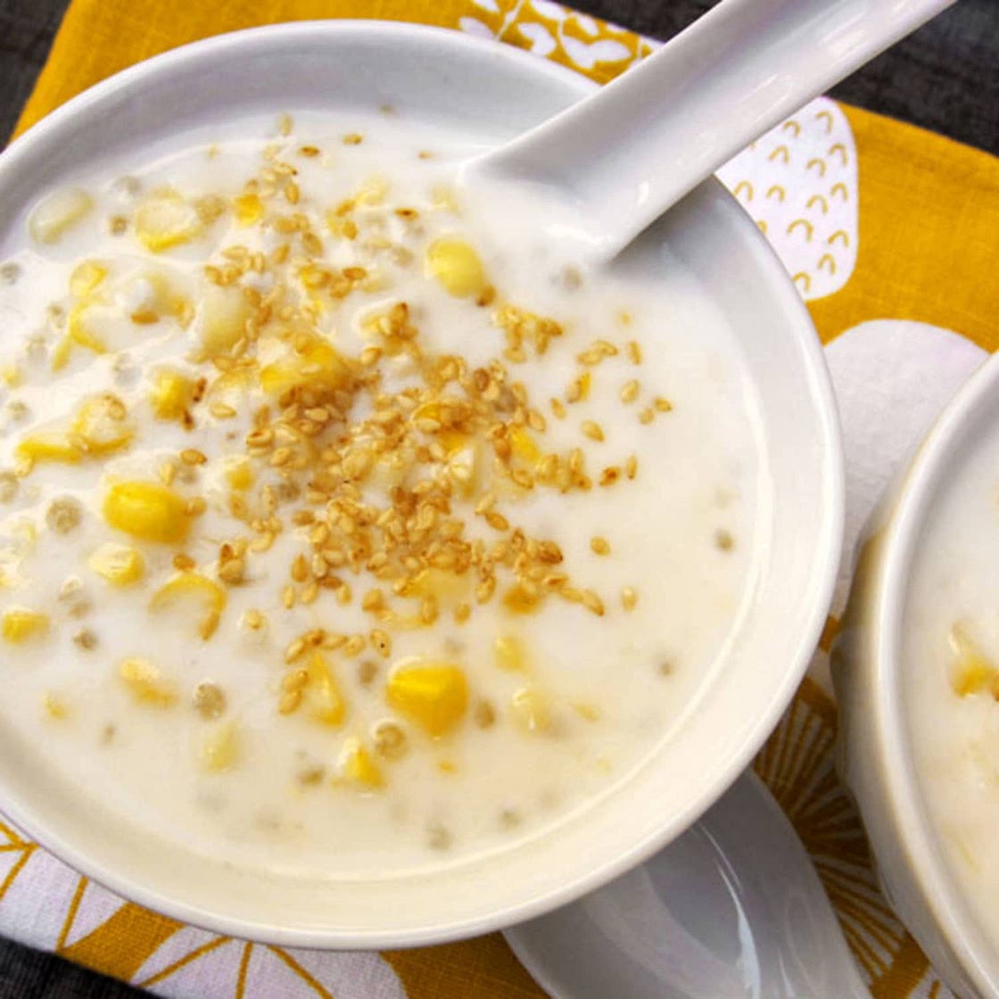 Che Bap (Vietnamese Sweet Corn Pudding)