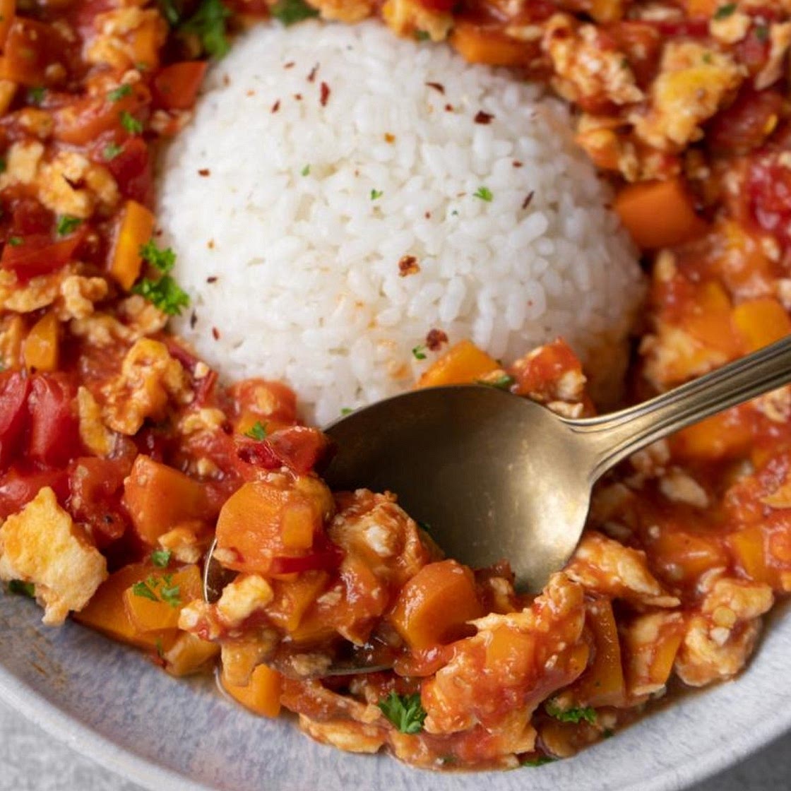 Easy Egg Tomato Stir-Fry with Rice
