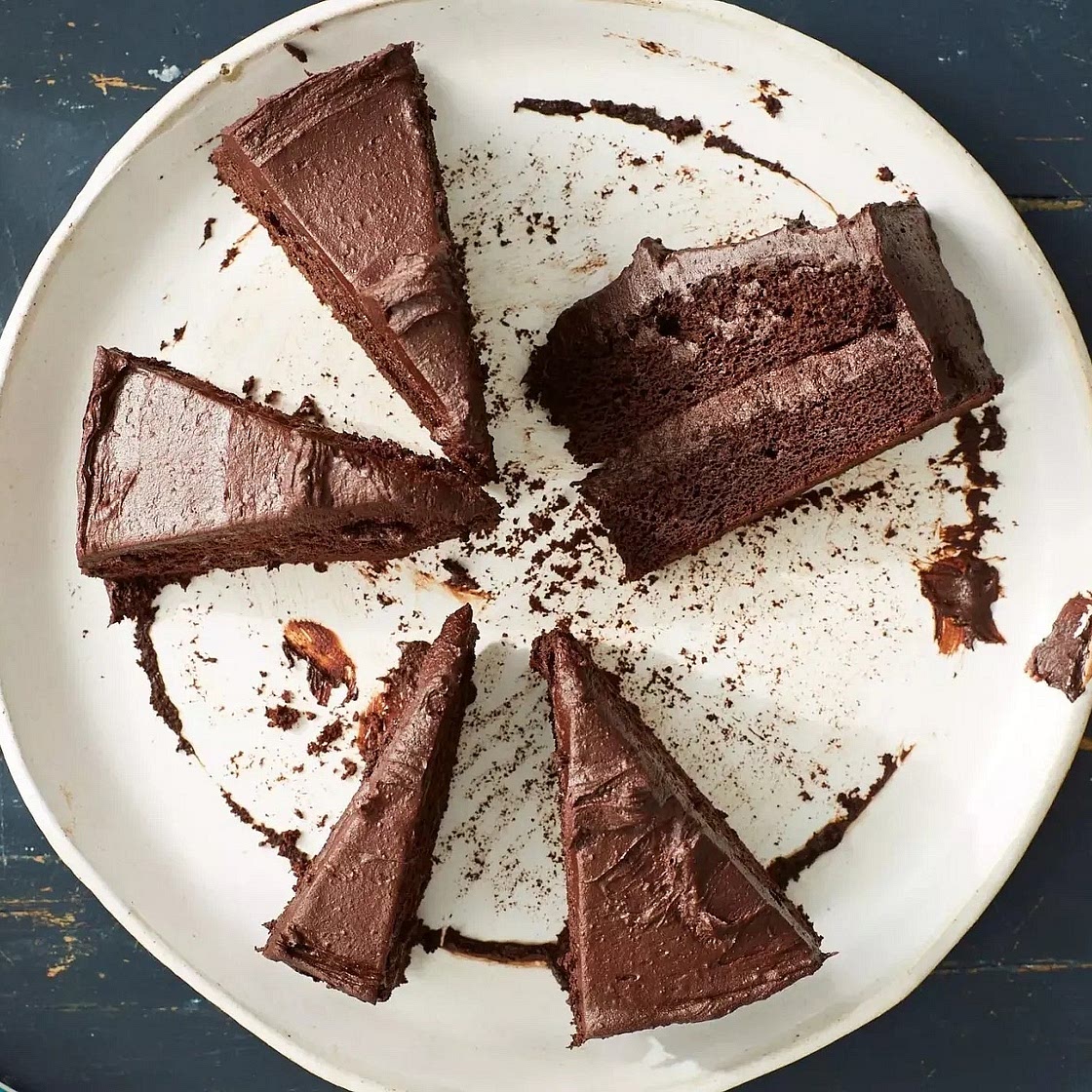 Vegan chocolate fudge cake 