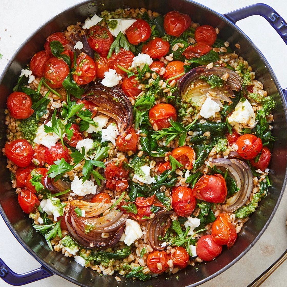 Farro With Blistered Tomatoes, Pesto and Spinach