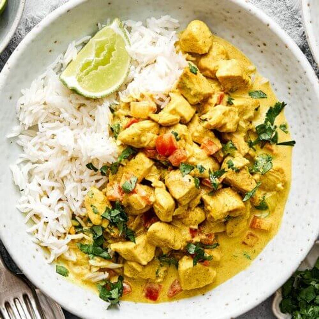 Coconut Curry Chicken (Super Easy!)