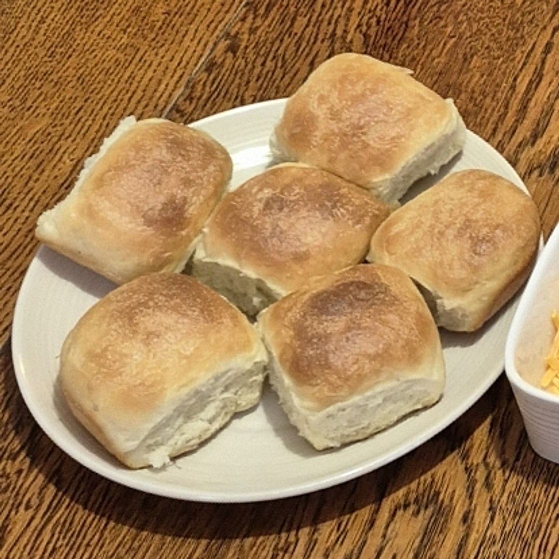 1-Hour Soft and Buttery Dinner Rolls