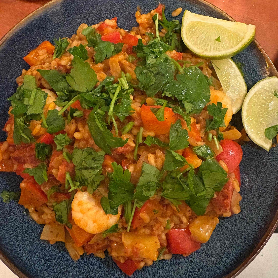 Paella met gamba’s en chorizo