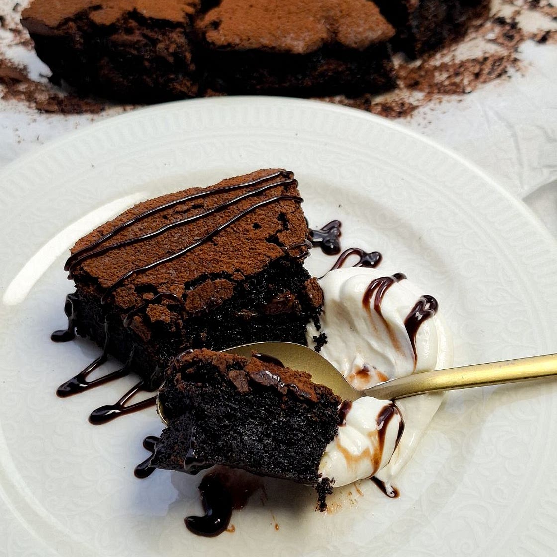 Flourless Chocolate Cake (Gluten-Free)