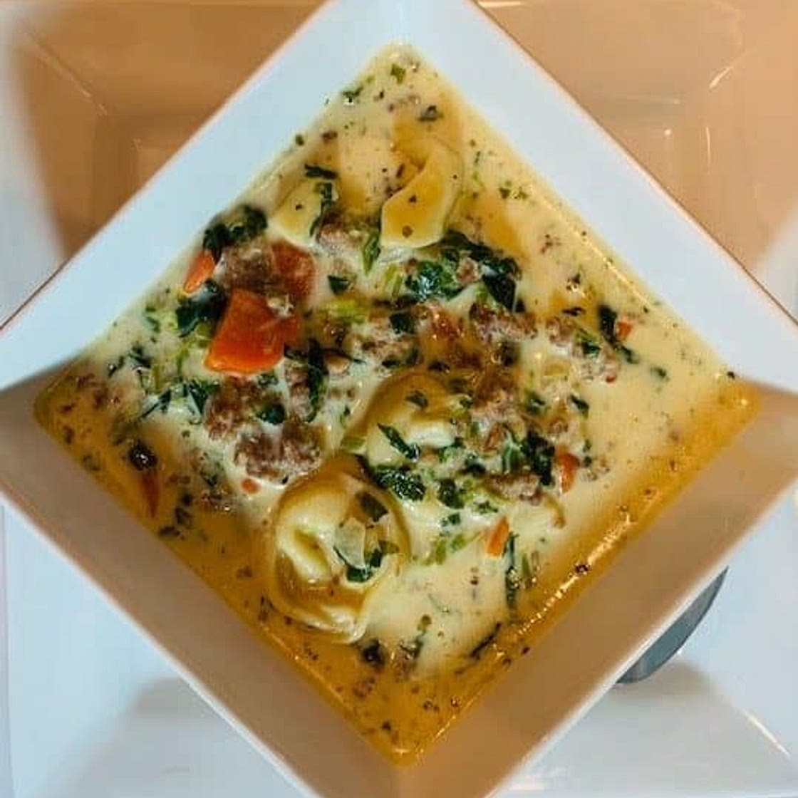 Instant Pot Sausage & Spinach Tortellini Soup