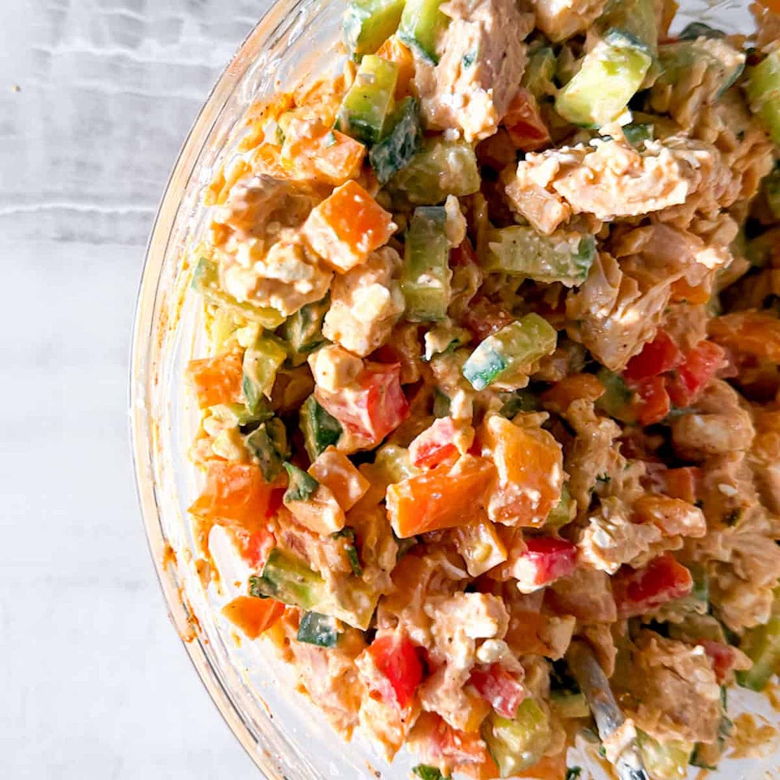 Buffalo Chicken Salad (High-Protein)