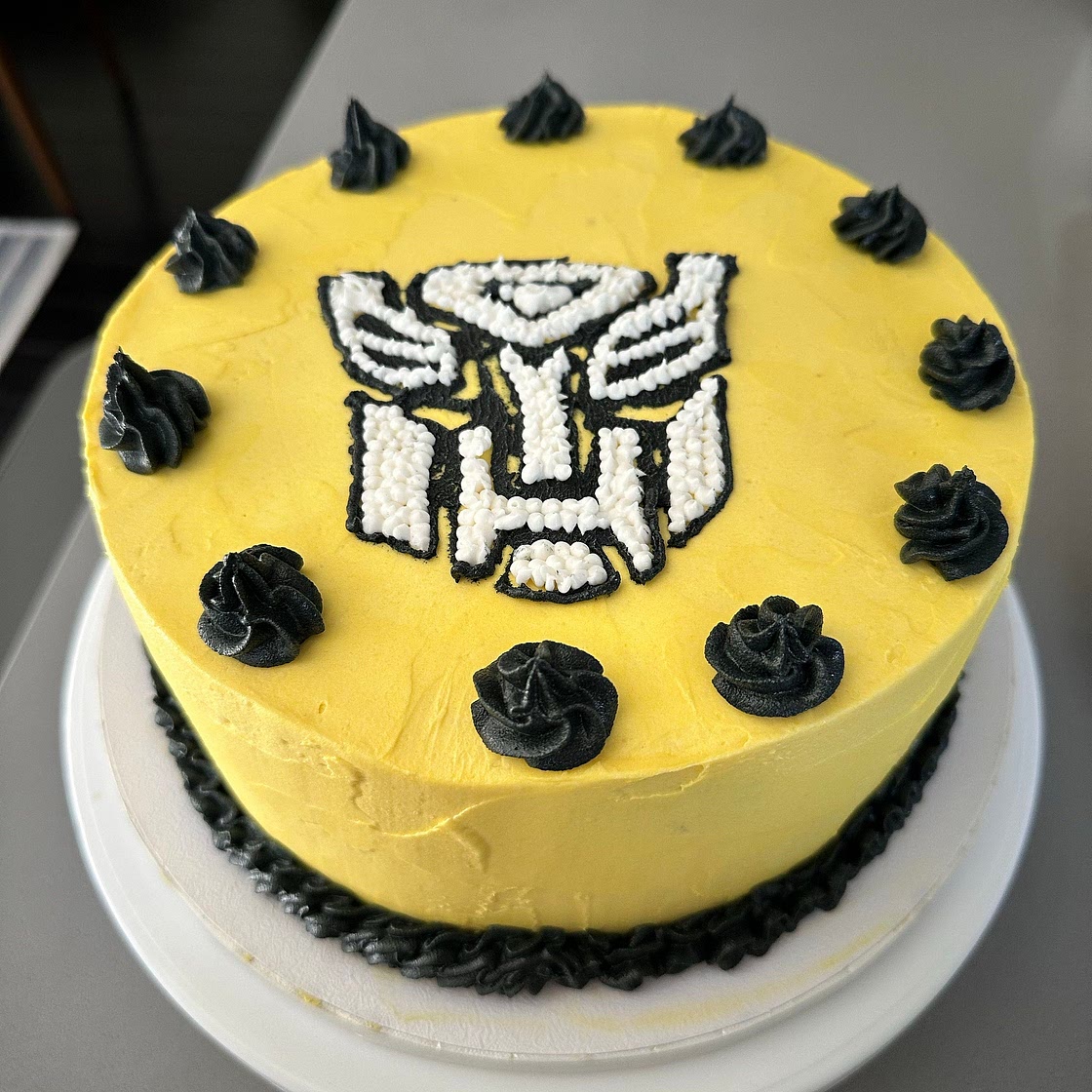 Vegan Vanilla Cake with Buttercream Frosting