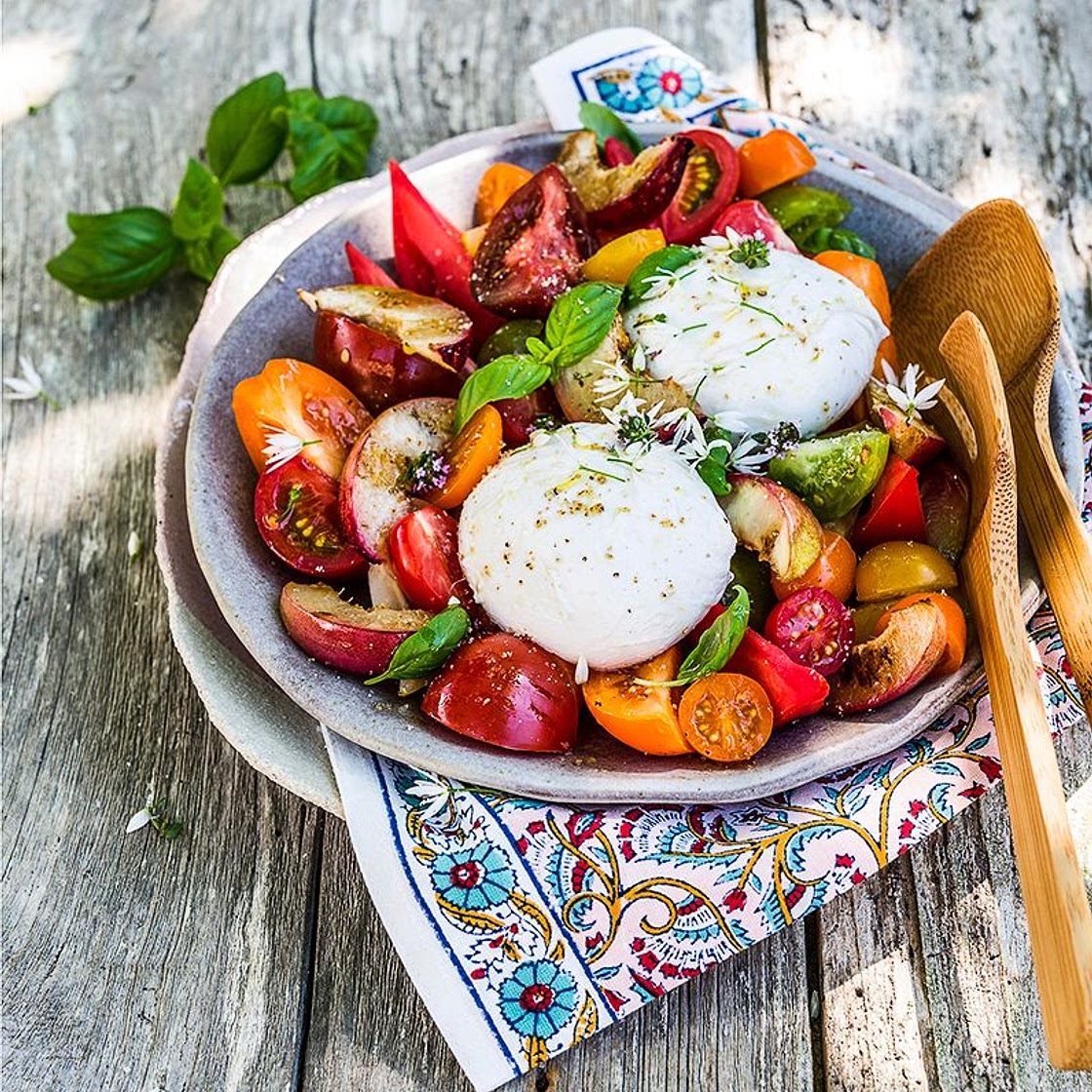 Salade caprese aux nectarines rôties