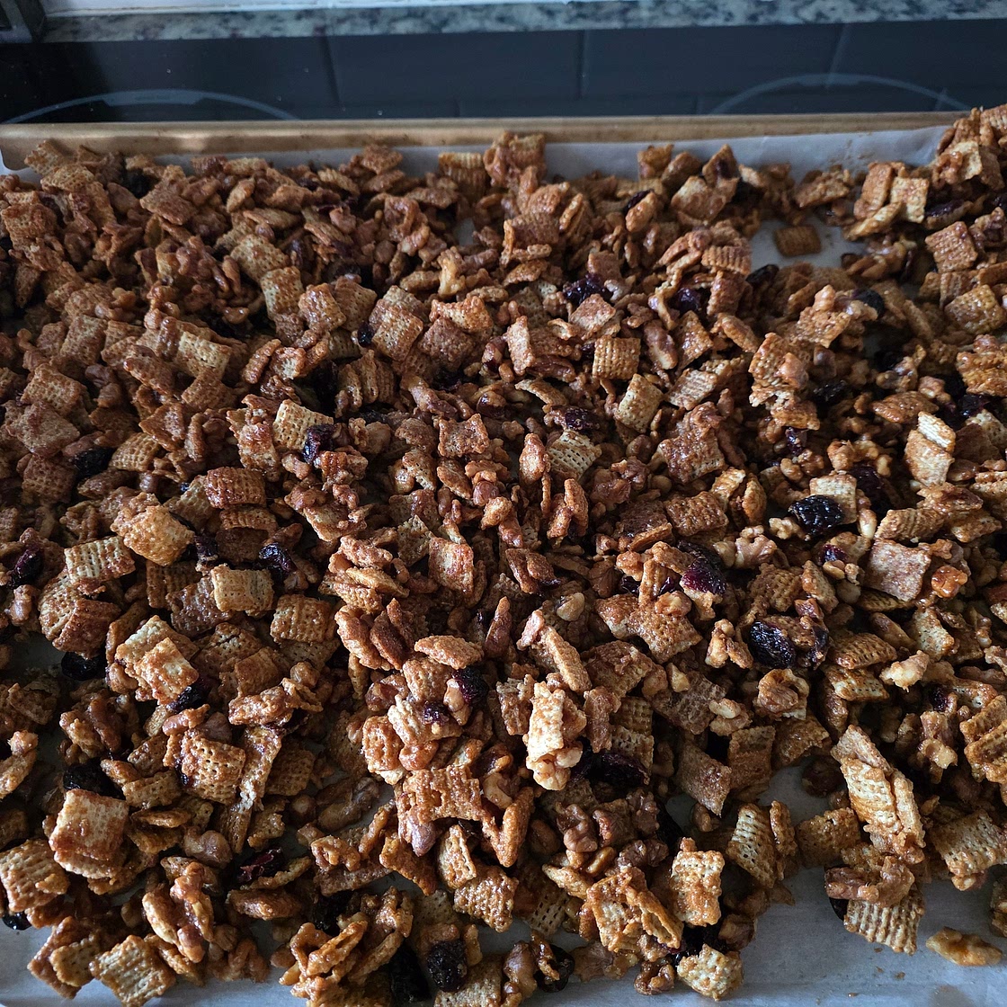 Walnut praline crunch