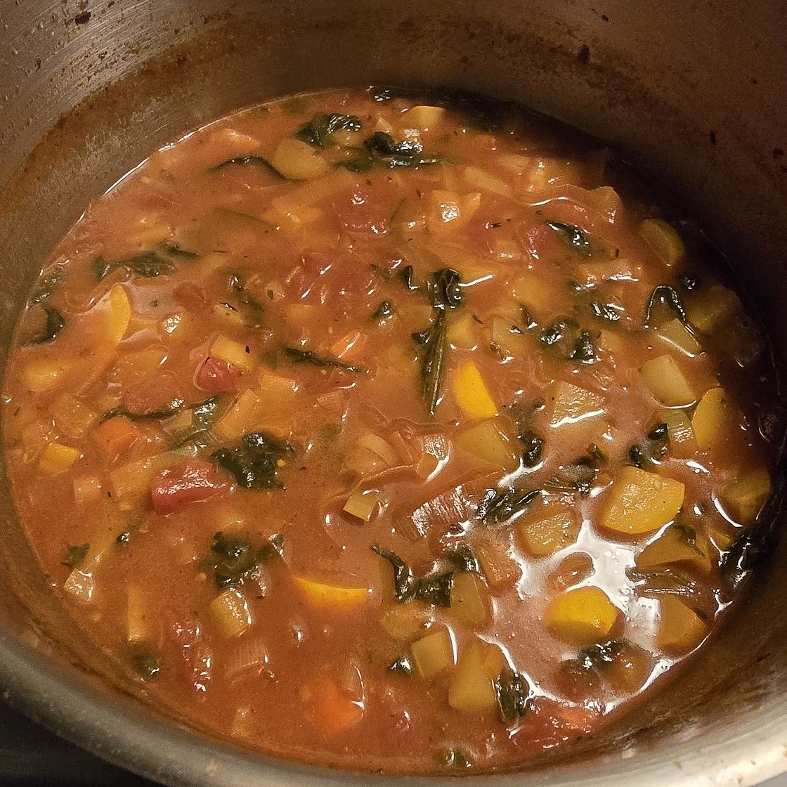 Low-FODMAP Minestrone Vegetable Soup Recipe; Gluten-free, Vegan