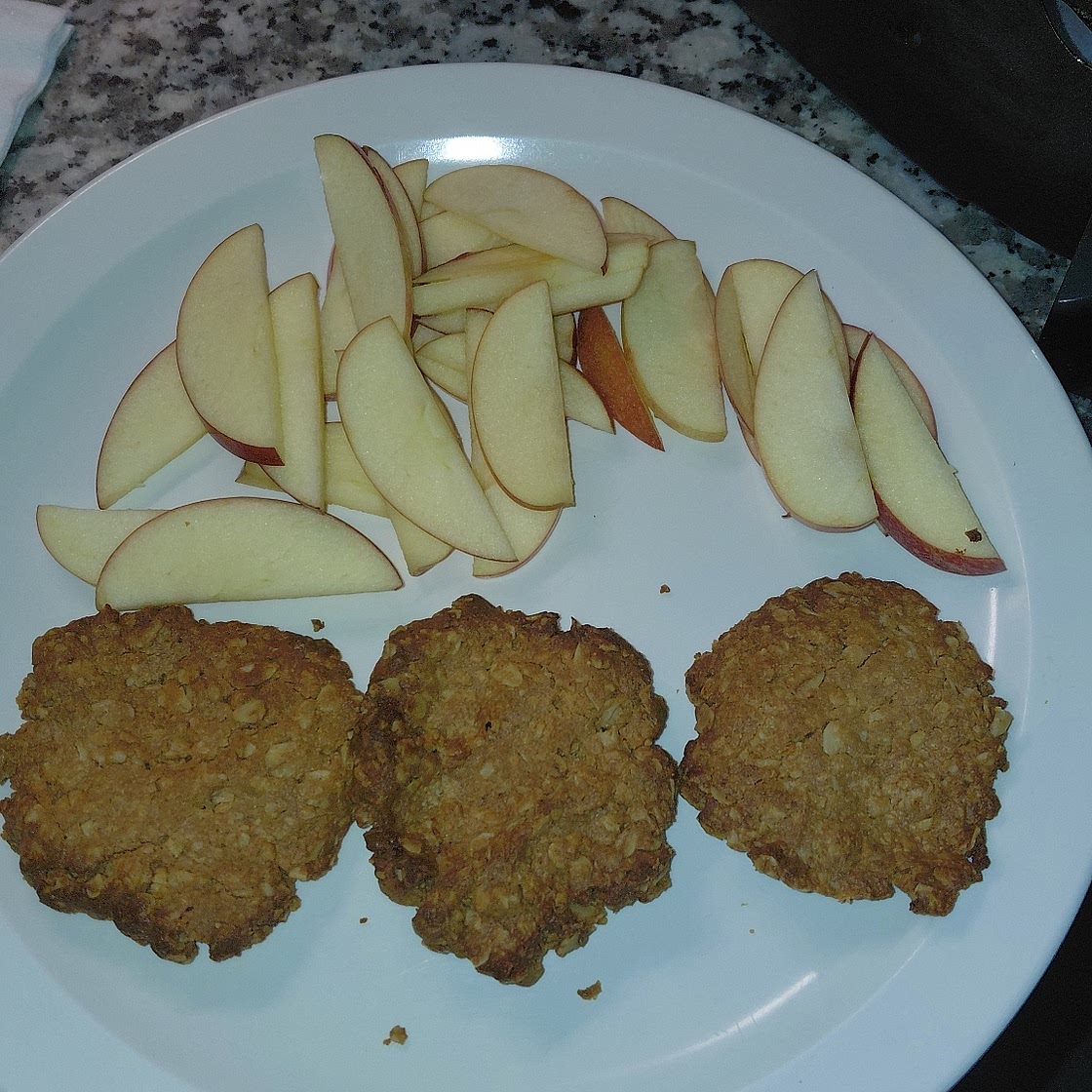 3 Ingredient Healthy Peanut Butter Oatmeal Cookies