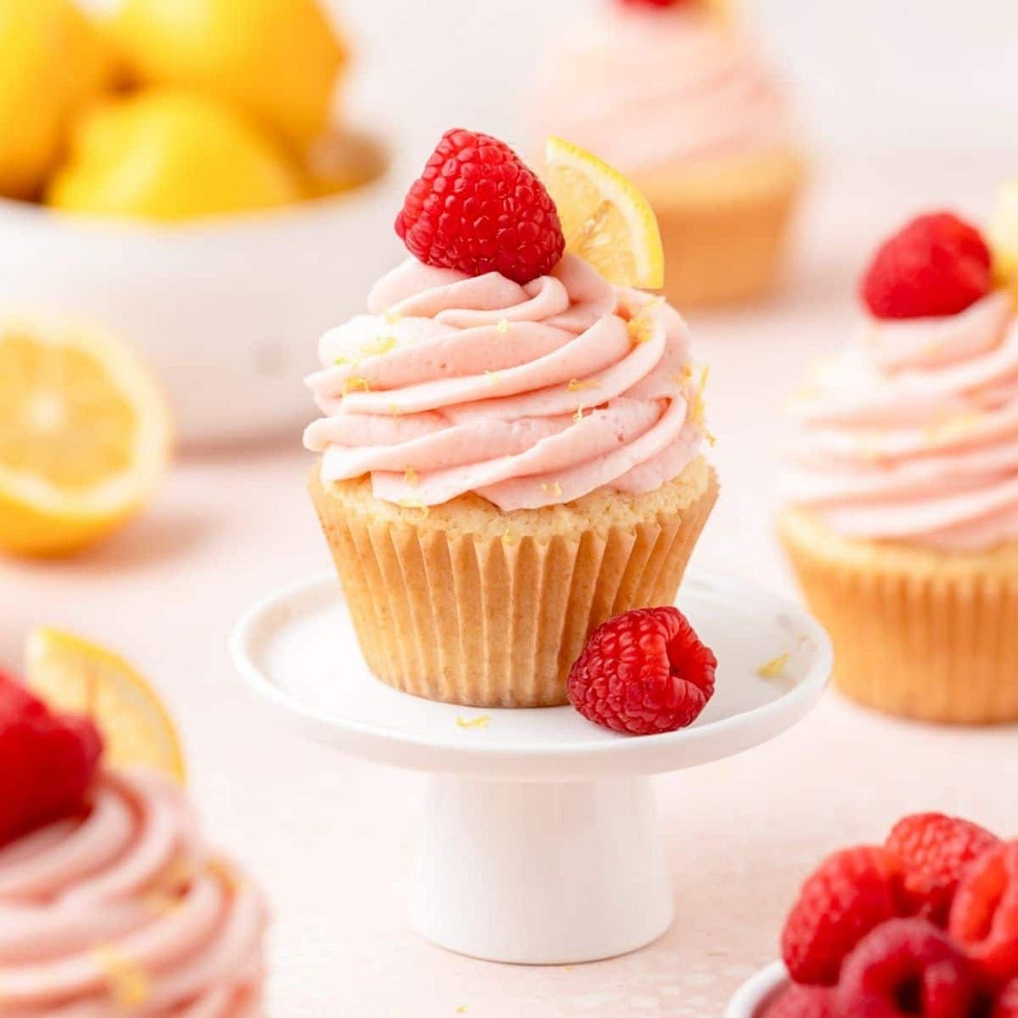 Raspberry Lemon Cupcakes with Mascarpone Frosting