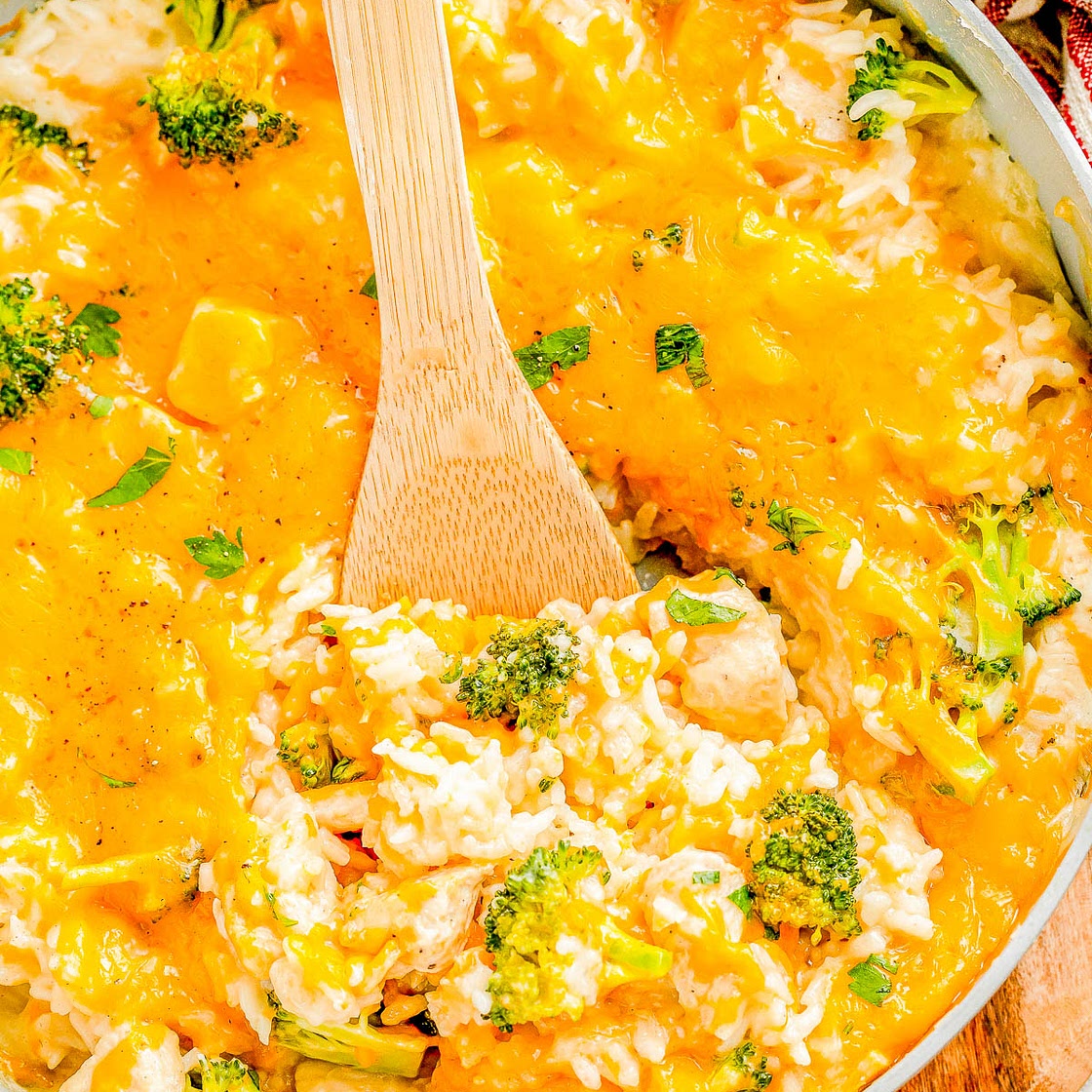 30-Minute Chicken Broccoli and Rice Casserole