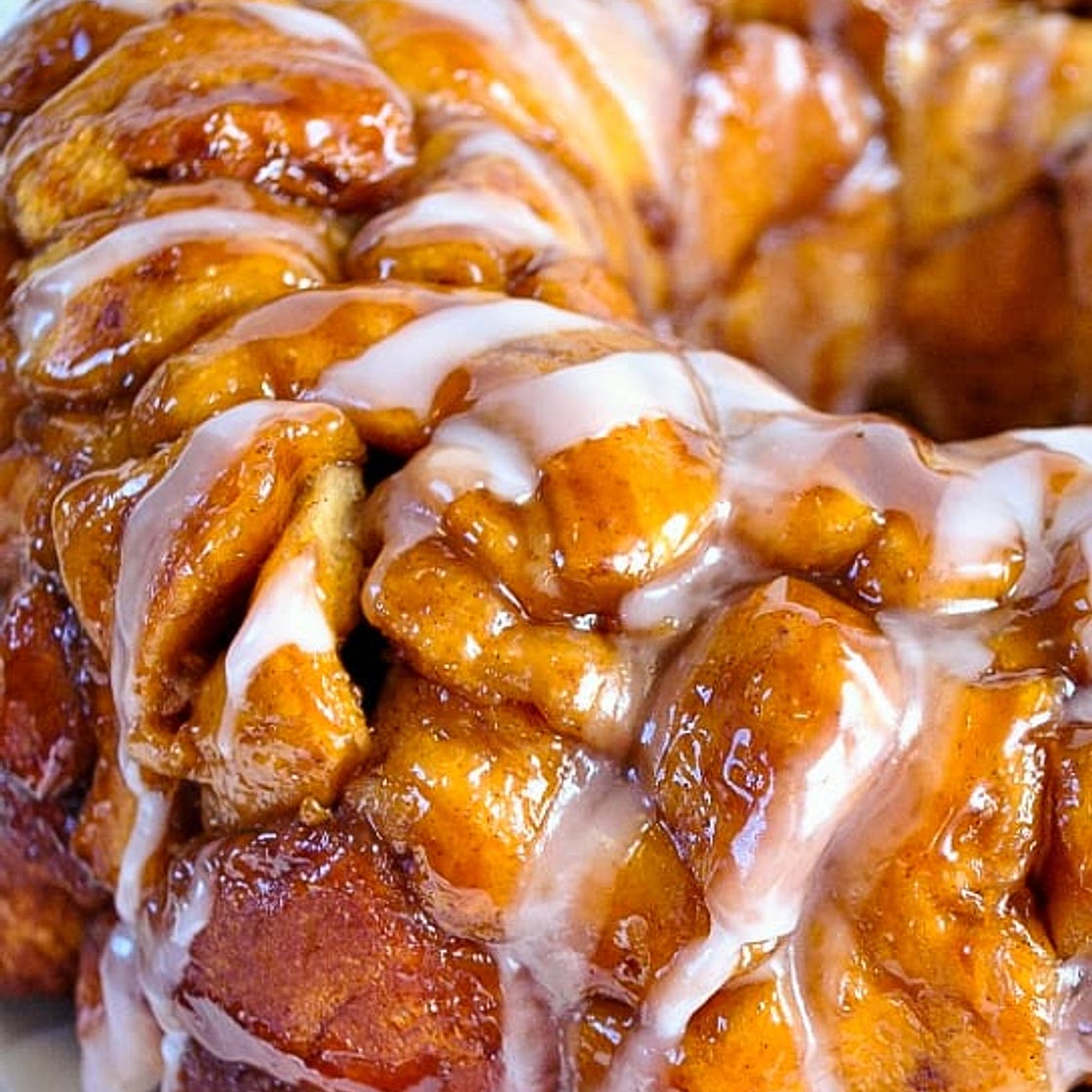 Cinnamon Roll Monkey Bread
