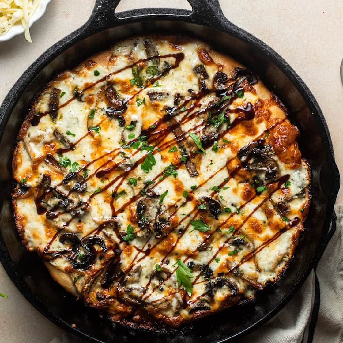 White Mushroom Pizza with Balsamic Glaze