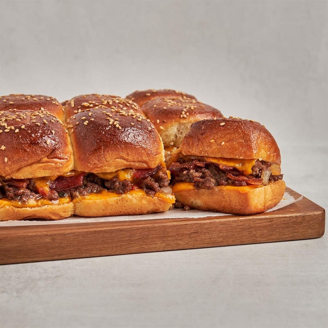 Bacon Cheeseburger Sliders