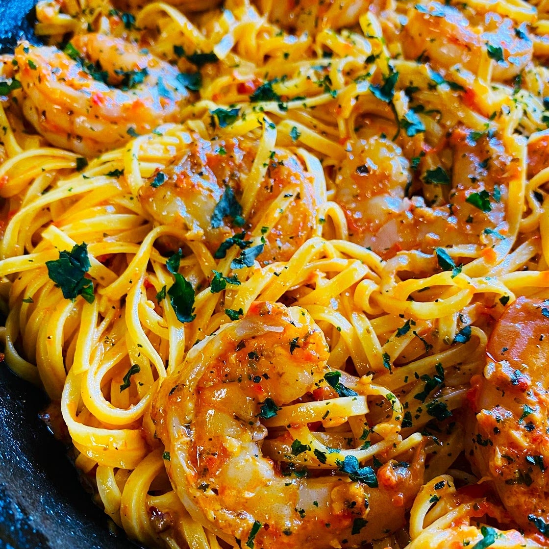 Red Pepper Shrimp Linguine Alfredo