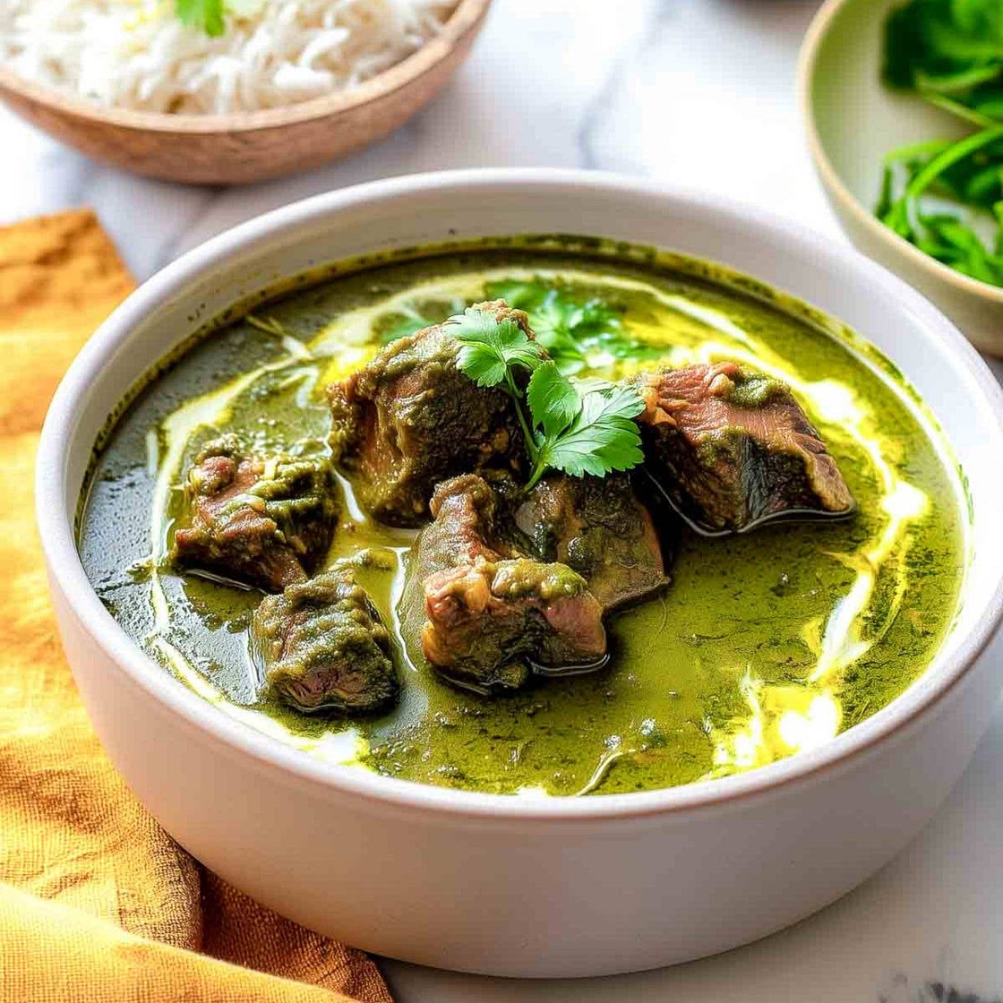Lamb Palak / Saag Gosht (Indian Spinach and Lamb Curry)