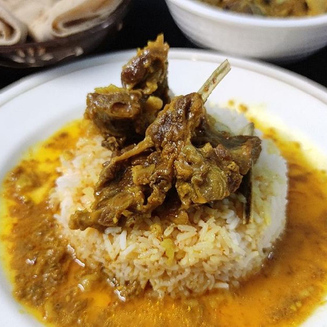 काश्मीरी मटन यखनी (Kashmiri Matan Yakhni Recipe In Hindi)