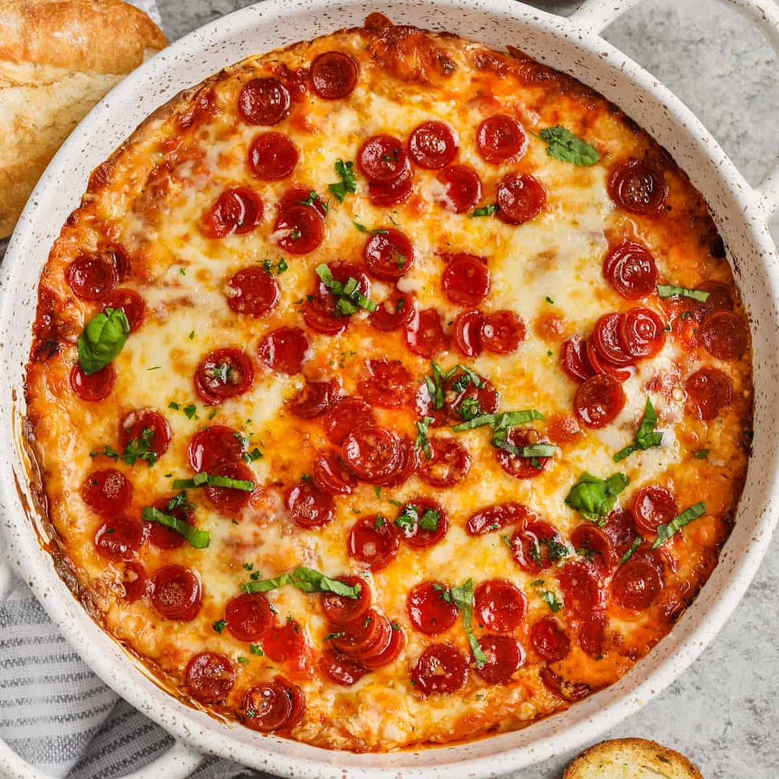 Easy Cheesy Pizza Dip