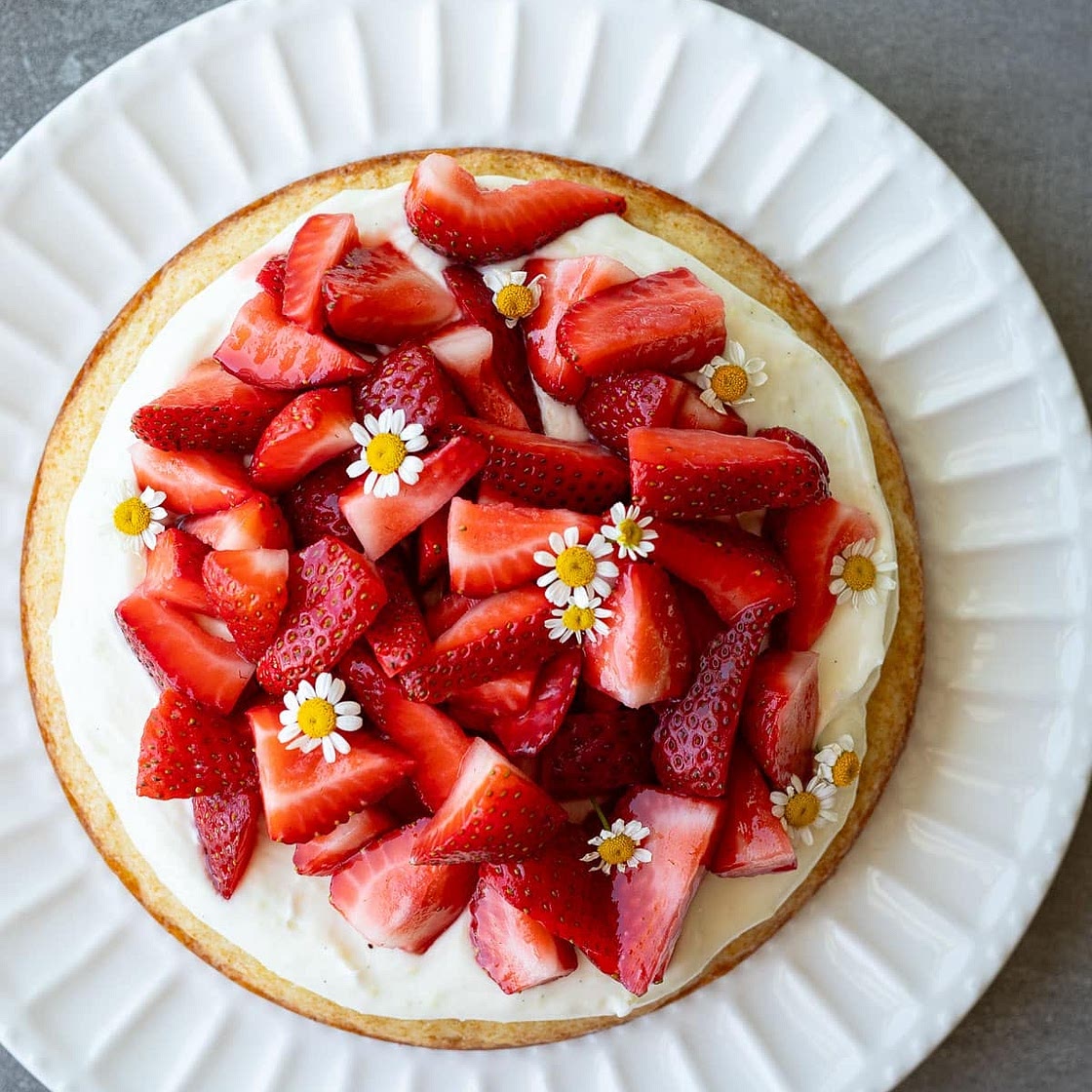 Strawberry Chamomile Cake Recipe