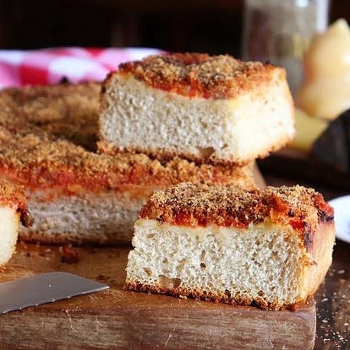 Sfincione a la siciliana