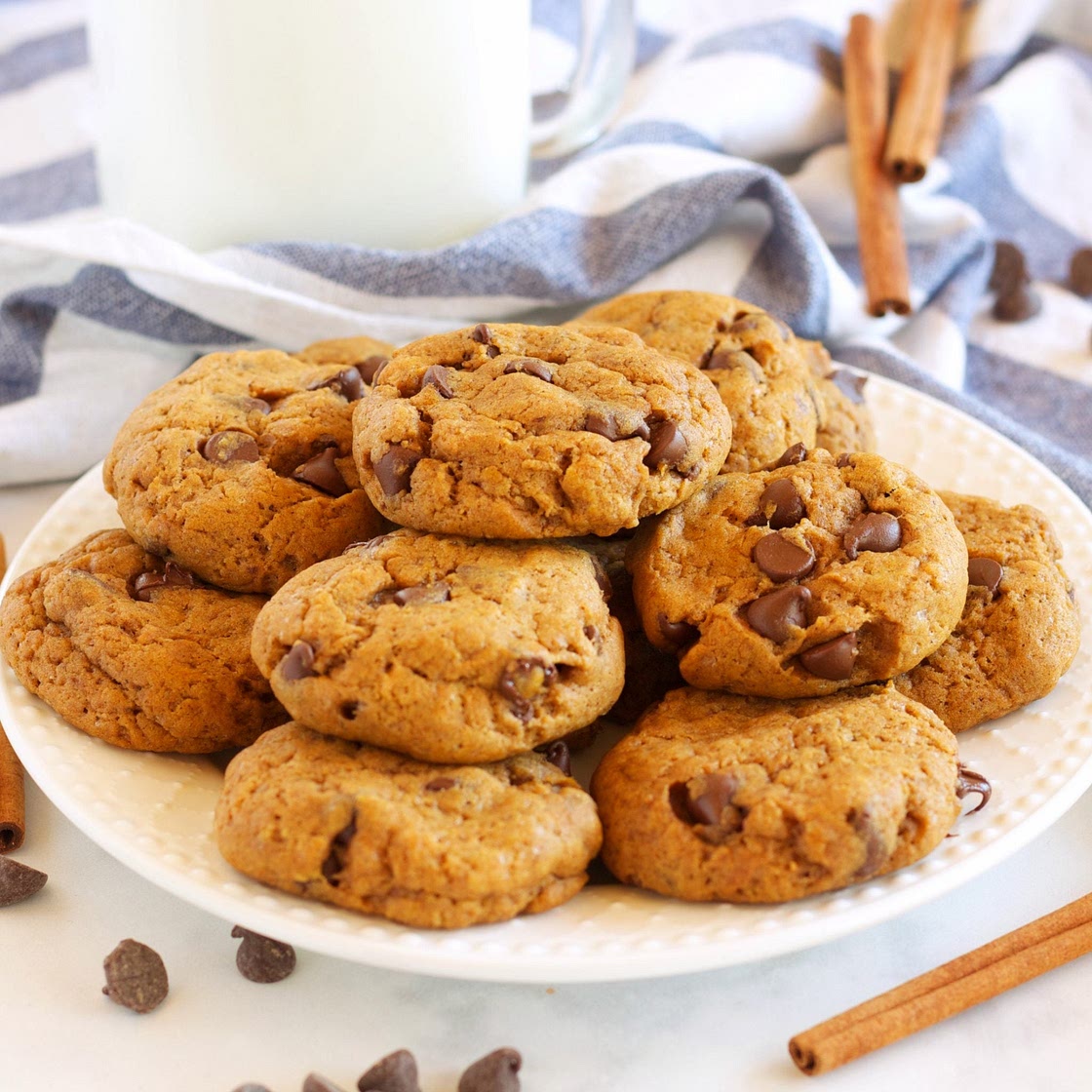 Pumpkin Spice Chocolate Chip Cookies