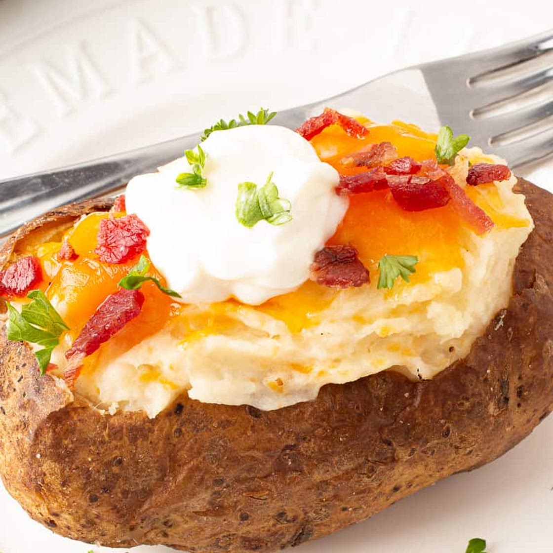 Air Fryer Twice-Baked Potatoes
