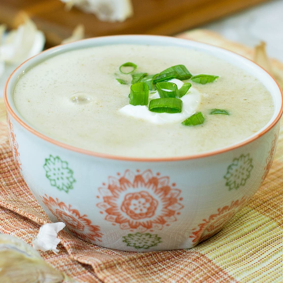 Easy Garlic Soup Recipe