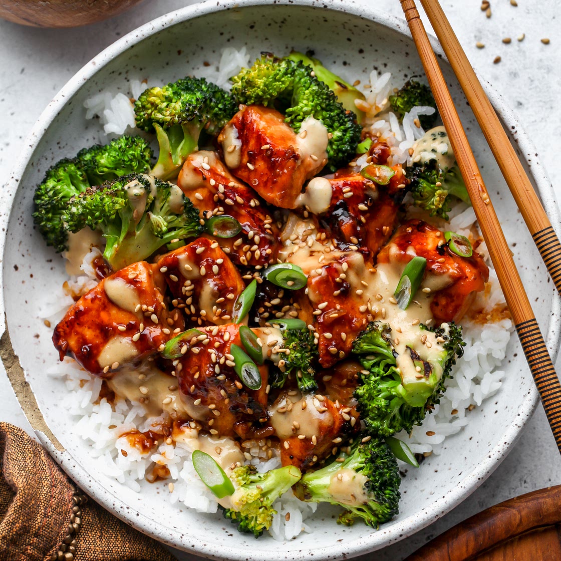Sesame Salmon Rice Bowls with Ginger Sauce