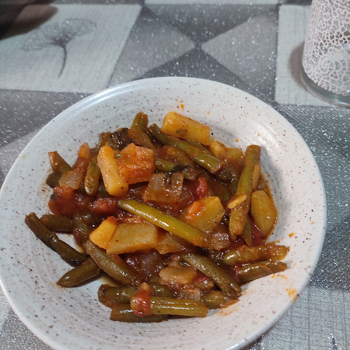 Greek Green Beans-Fasolakia Lathera