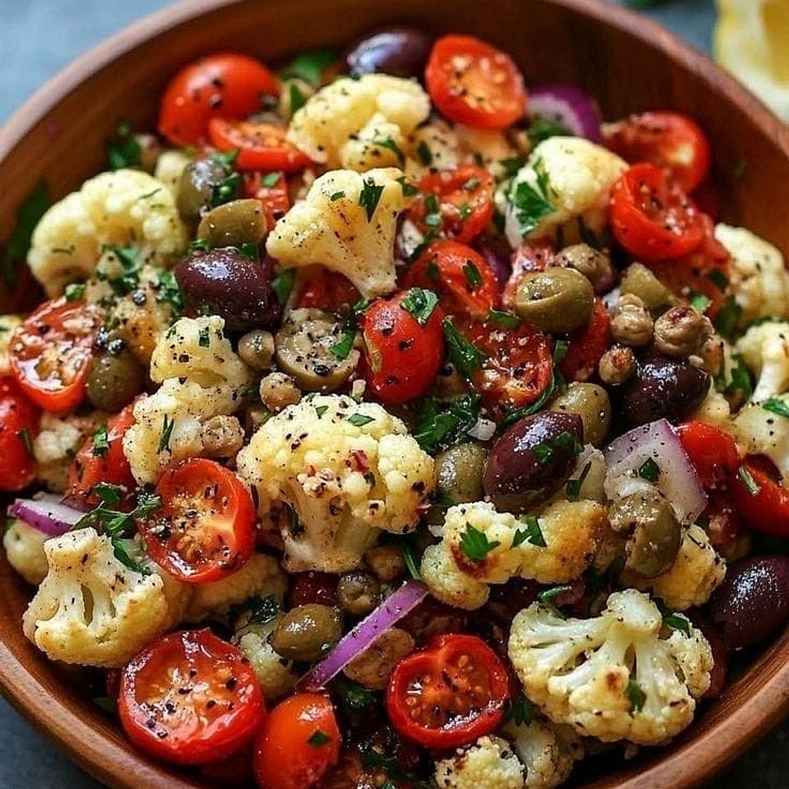 Salade de Chou-fleur Rôti Méditerranéenne