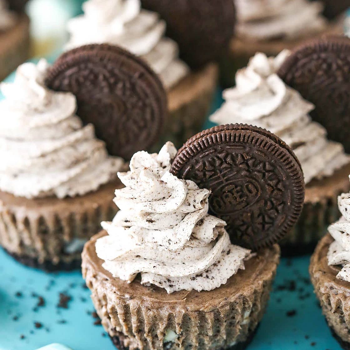 Mini No Bake Oreo Cheesecakes