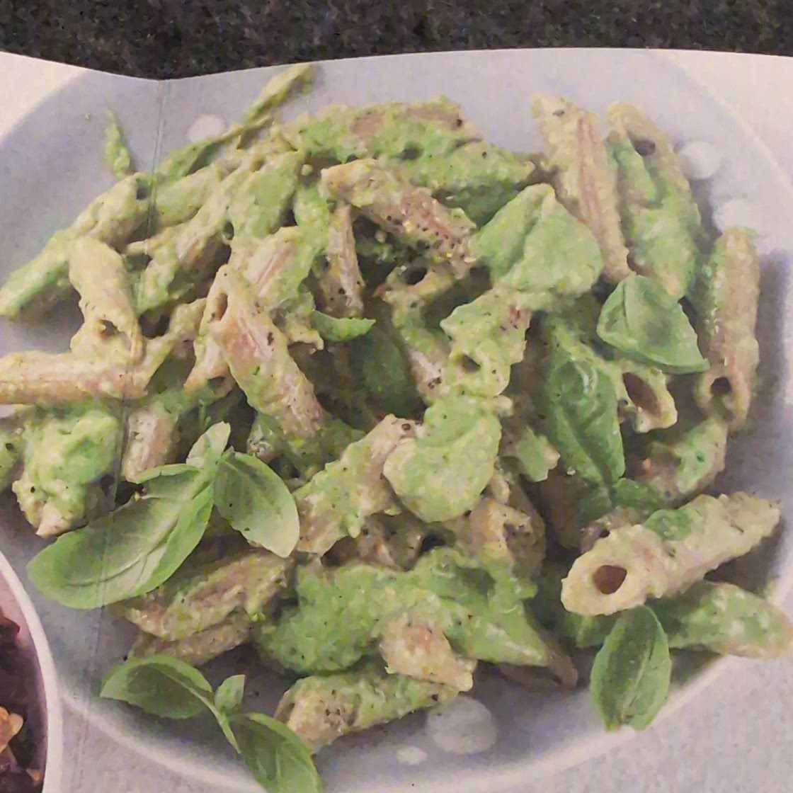 Nudeln mit Brokkoli-Pesto
