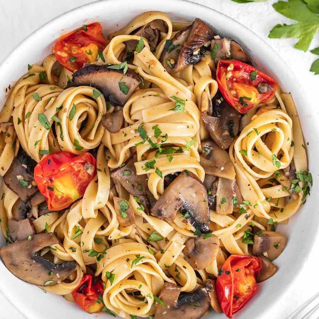 Vegan mushroom pasta