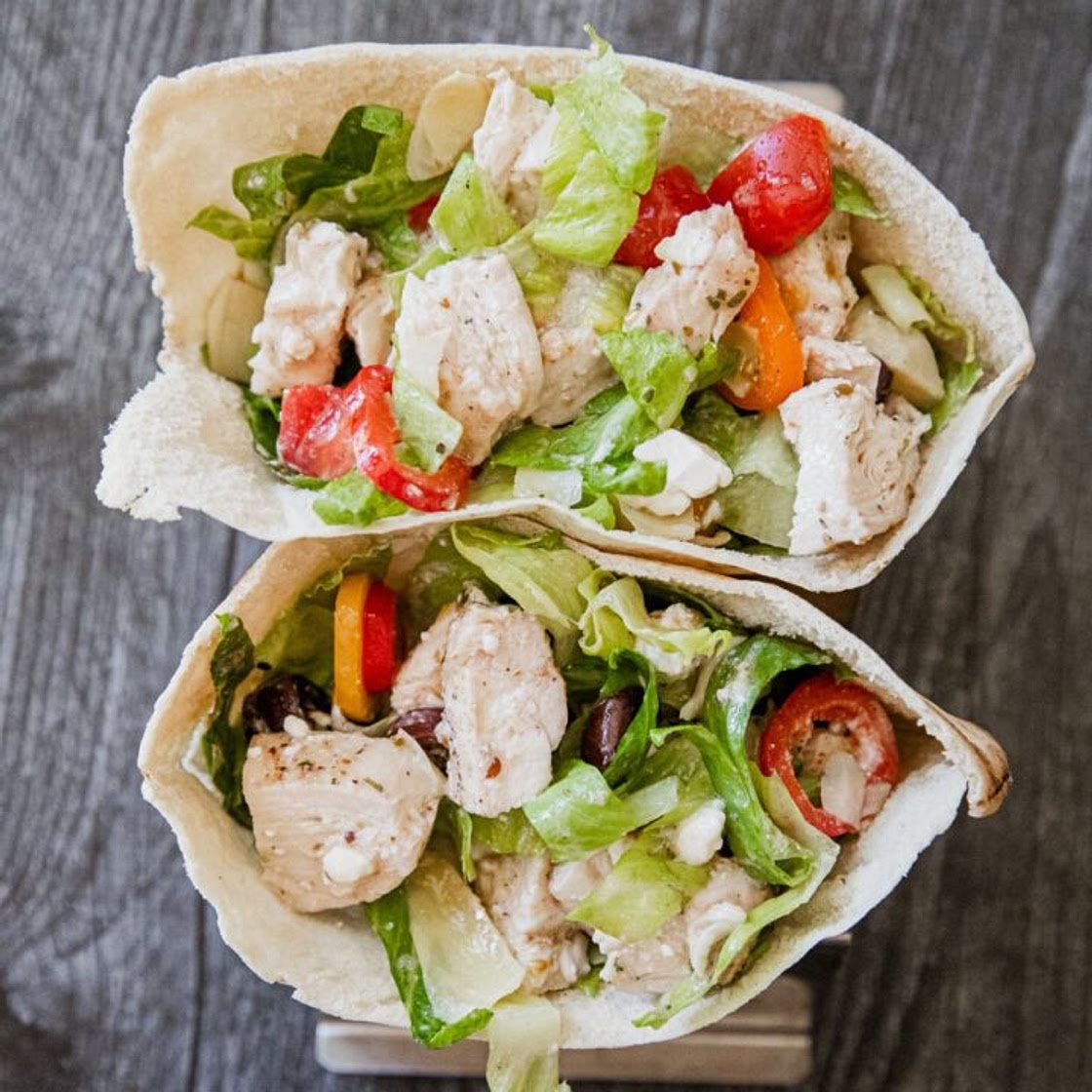 Greek Chicken Pita Pockets