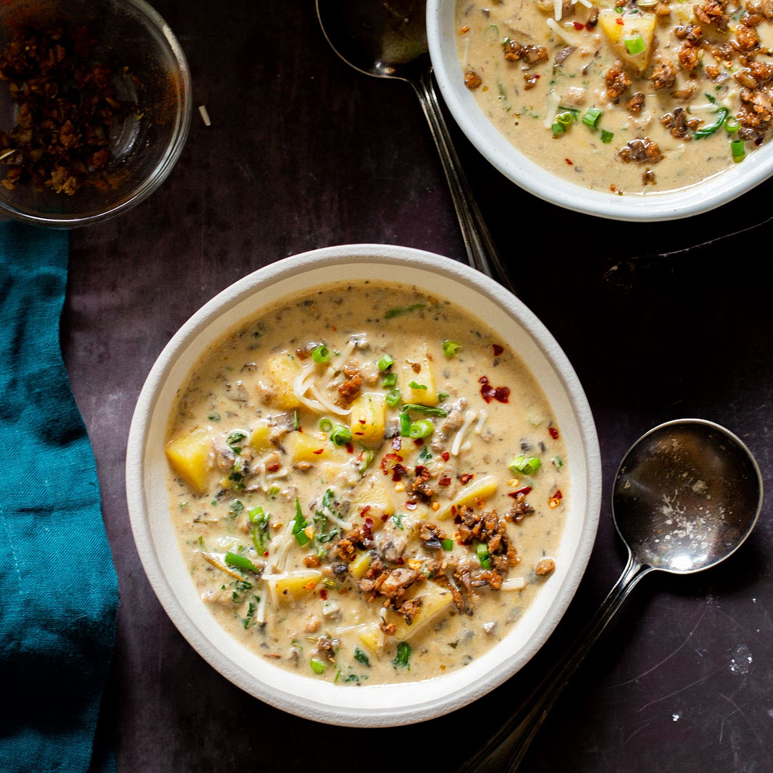 Zuppa Toscana (Sausage & Potato Soup)