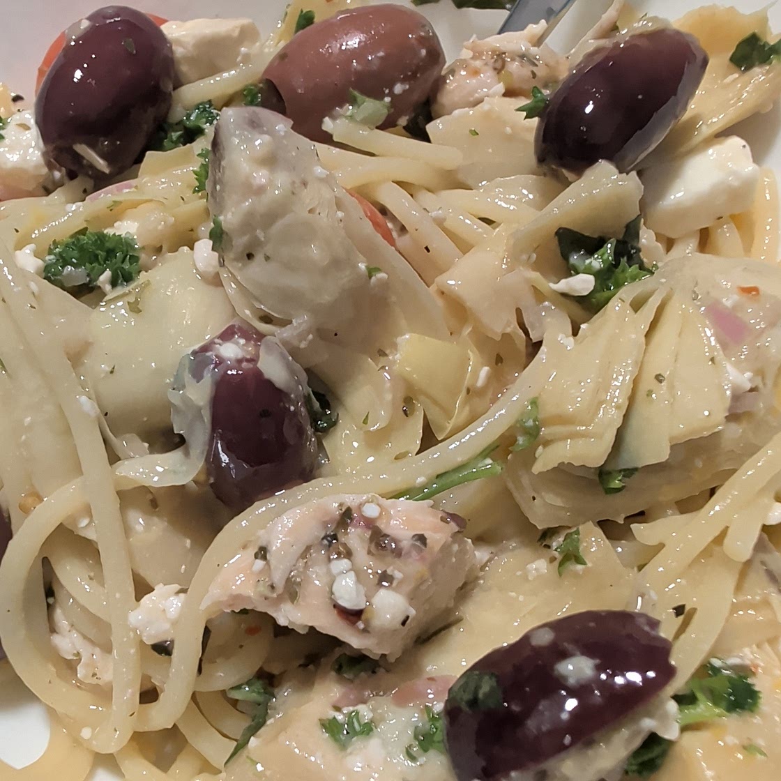 Simple Mediterranean Olive Oil Pasta