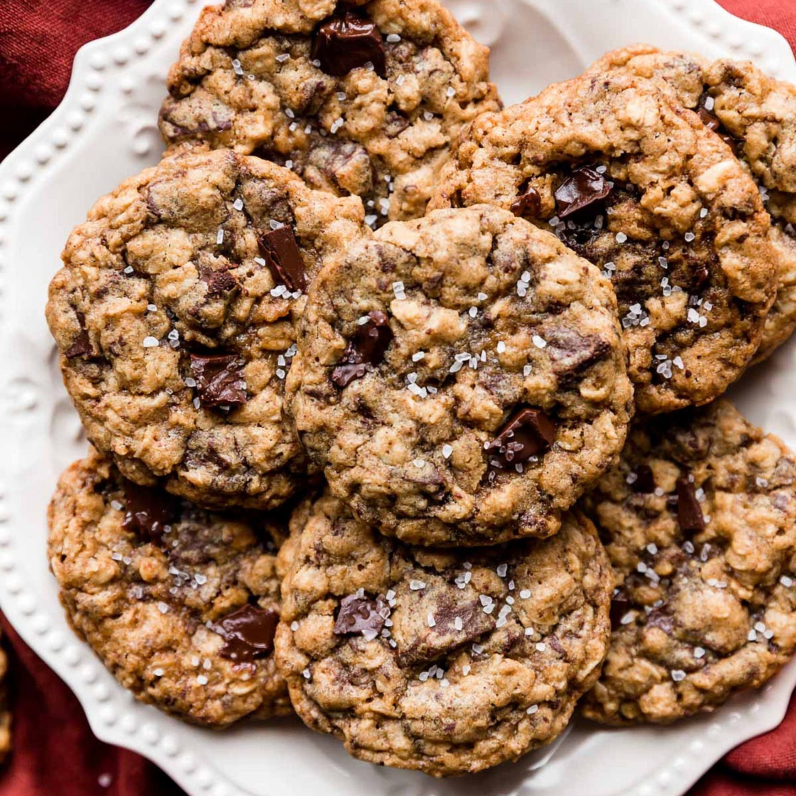 Dark Chocolate Chunk Oatmeal Cookies
