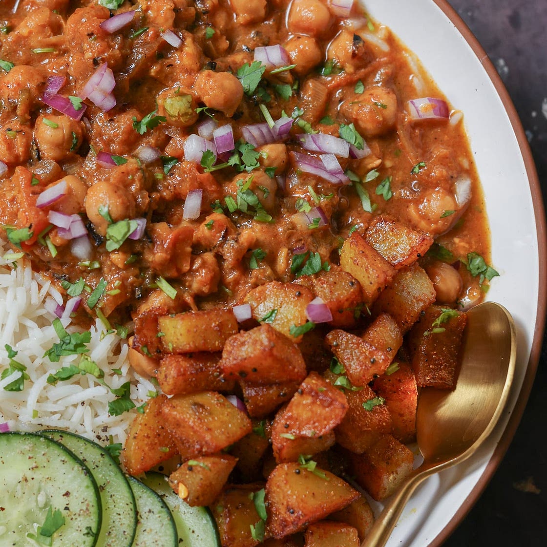 Easy Chickpea Curry Spiced Potato Bowl
